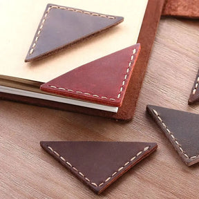 Marque page coin en cuir Coussin Lecture