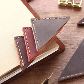 Marque page coin en cuir Coussin Lecture